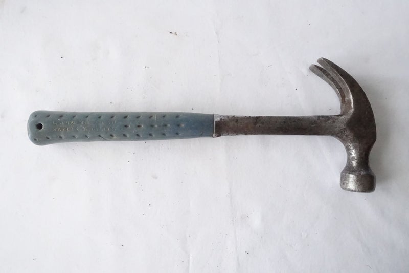 Vintage Estwing 20 oz? Curve Claw Hammer (SKU A8) Carousel 1