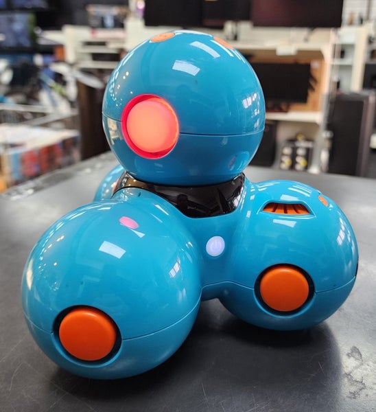 Dash by Wonder Workshop Programmable Robot - DA01 - B16133010-3 Carousel 2