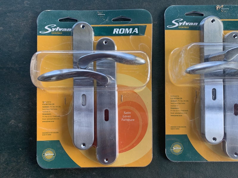 Sylvan Centro Trento Entrance Lever Handle Satin Chrome Plate Finish Carousel 2