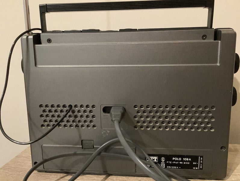 ITT Polo 109A MW/SW/LW Radio Carousel 2
