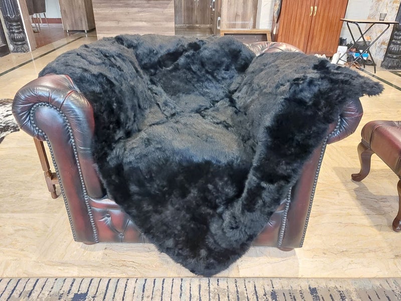Newly Crafted Single Black Real NZ Possum Full Fur Throw - No Reserve! - B6373 Carousel 1