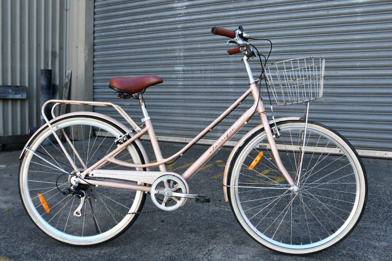 Retro 'Classique' road cruiser 7spd Glenfield Carousel 1