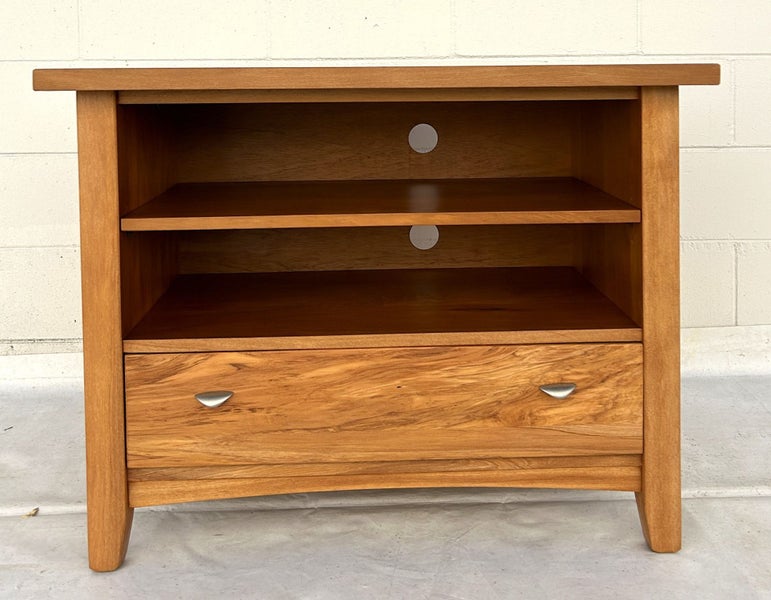 Stunning Danske Mobler Solid Rimu TV Cabinet, RESTORED & LIKE NEW Carousel 1
