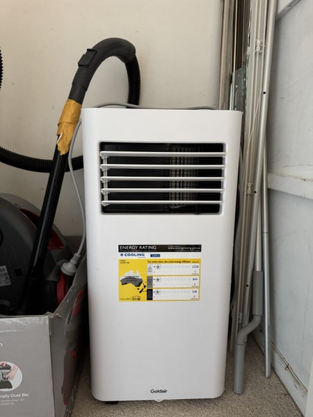 Goldair 2.64kW Portable Air Conditioner Carousel 1