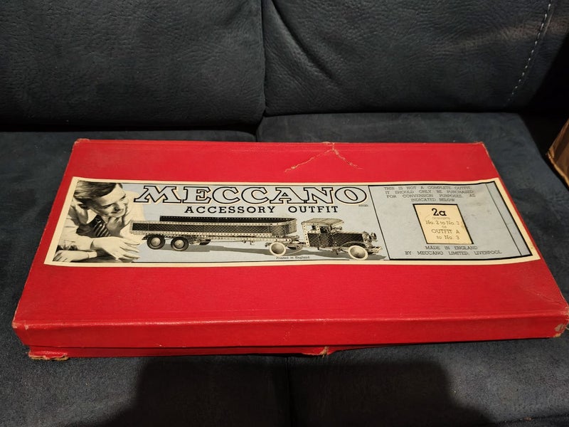 Meccano, Vintage 2a Accessory Outfit, With Instruction book, parts, Mcno Tin Carousel 2