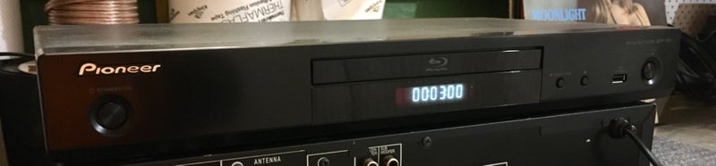 Pioneer BDP-180 Blu-ray Player Carousel 1