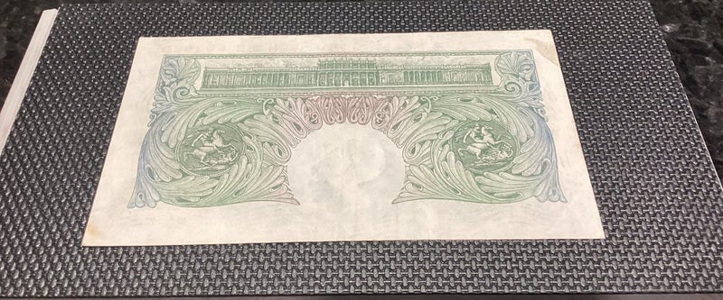 One Pound, First Series Carousel 2