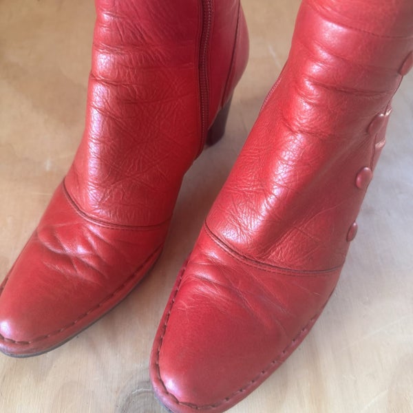 Footloose Red Knee-High Steampunk Style Heeled Boots Size 7-7.5 Carousel 2