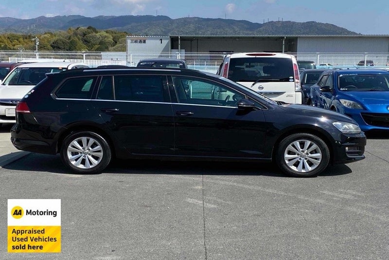 2016 Volkswagen Golf TSI Blue Motion / 53kms62863267613827113