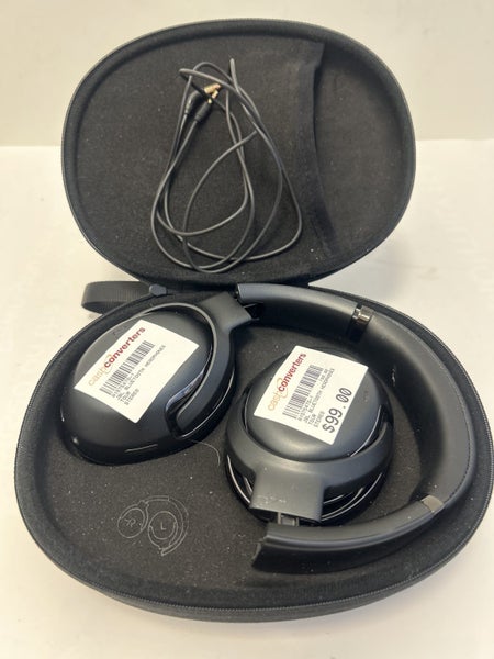 JBL Tour One M2 Carousel 1