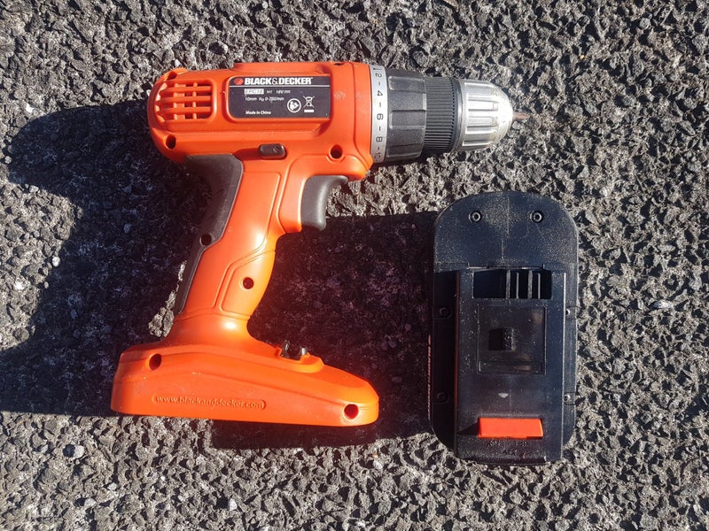 Black & Decker 18V Power Drill Carousel 2
