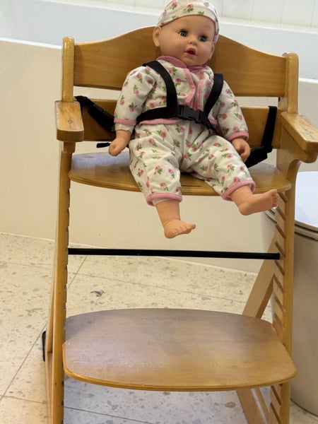 Mocka wooden high chair Carousel 1