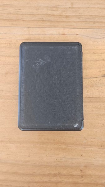 Amazon Kindle Paperwhite (7th Generation, 2015) – E-Reader + Case + Charging Cab Carousel 6