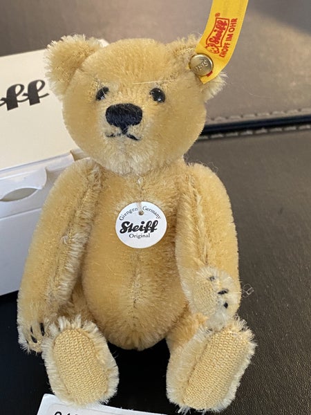 Retired Steiff Classic Teddy Bear Carousel 2