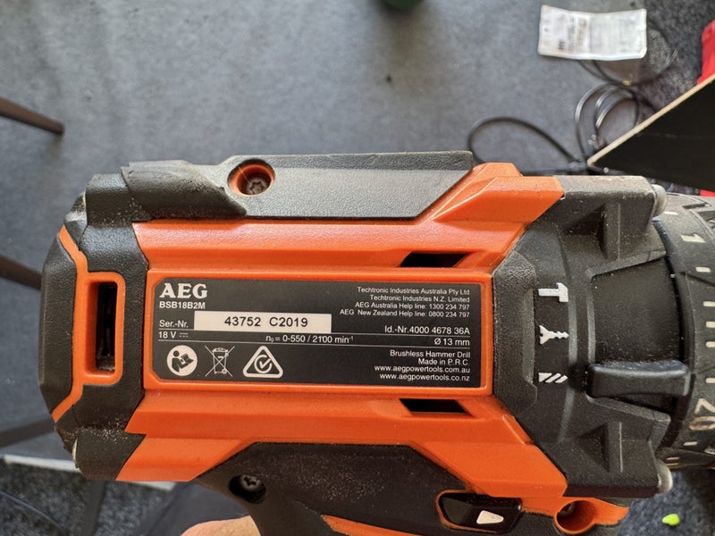 AEG brushless drill kit Carousel 2