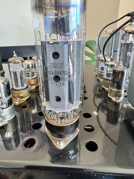 Croft Series 4 Valve power amp and Micro A pre amp Carousel 8