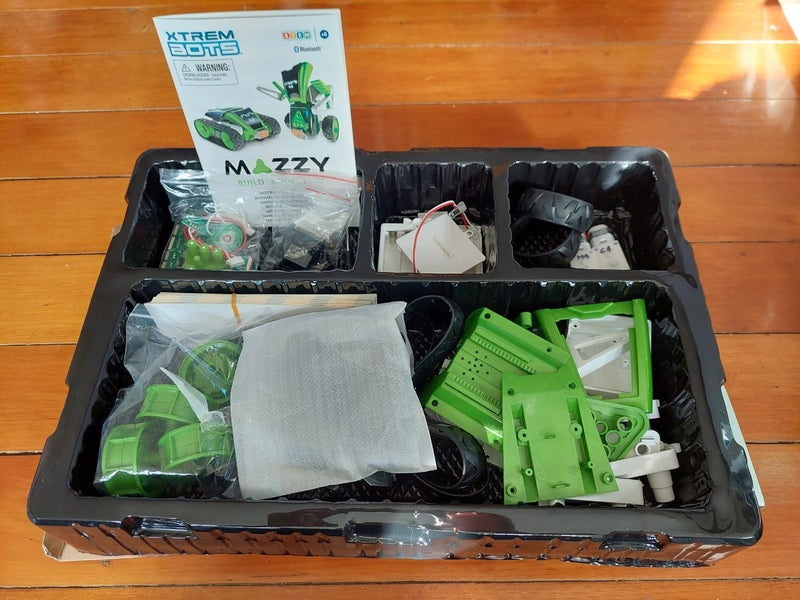 Mazzy - Xtrem Bots - DIY Assembly Programmable Robot (BT) Carousel 3