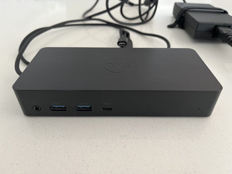 Dell D6000 Universal Docking Station with 130W Power Adapter Carousel 1