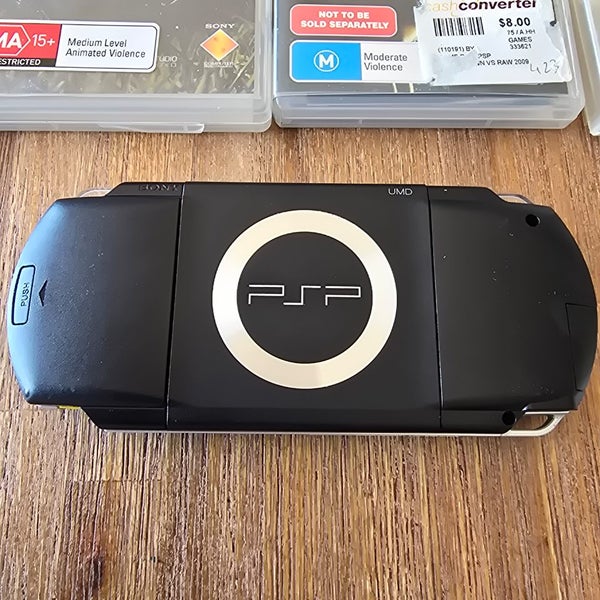 Sony PSP 1002 Console & Games Bundle Carousel 2
