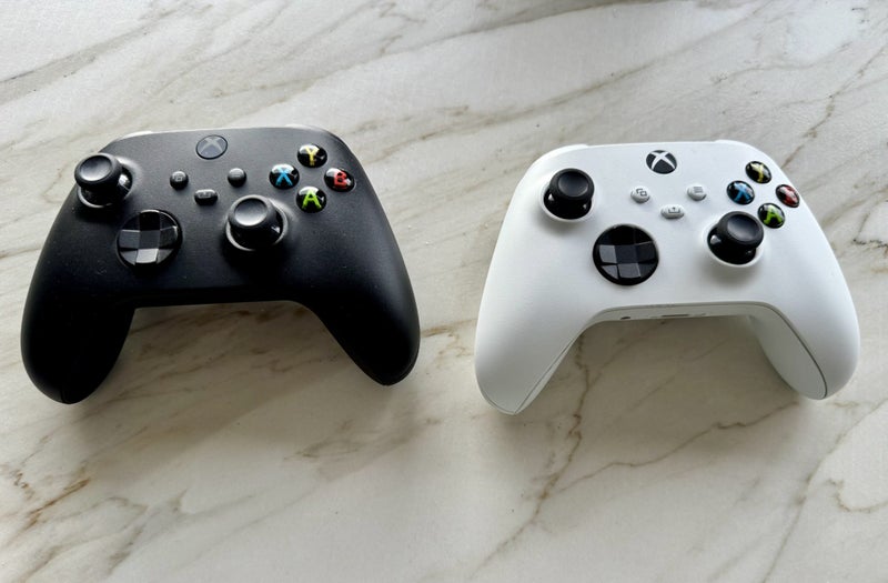Xbox Series X 1TB with 2x Controllers Carousel 2