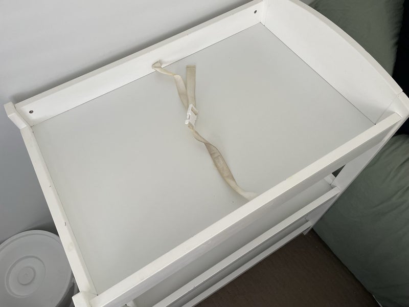 Mothercraft baby change table Carousel 7