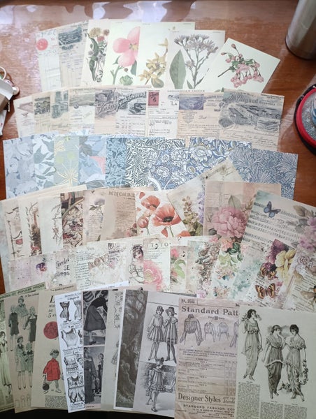 Retro, vintage Scrapbooking decorative Paper 60 Sheets. set 3 Carousel 1