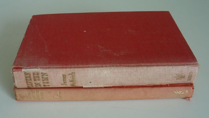 Two Classic NZ Novels Crump and McNeish Carousel 1