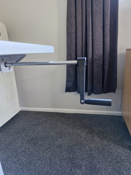 Agile 1800mm Long Winder Desk Carousel 3
