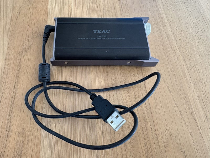 TEAC HA-P50 Portable Headphone Amp Carousel 2