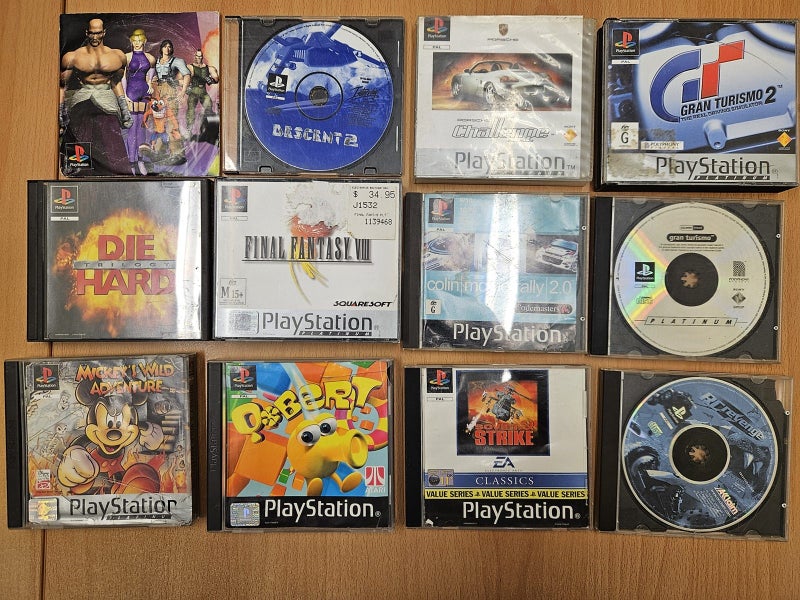 Playstation 1 + Controllers + Games + Carry Bag Carousel 4