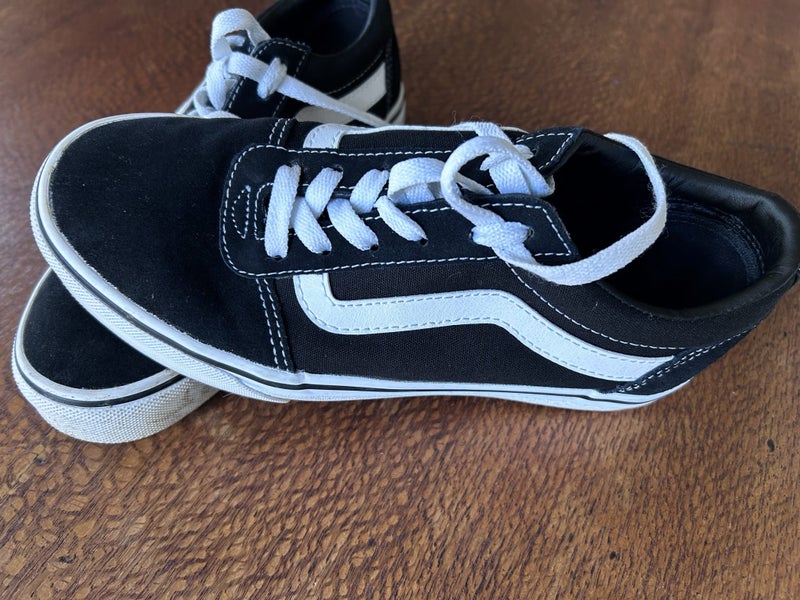 Black Vans - size 6 (EU 36) Carousel 2