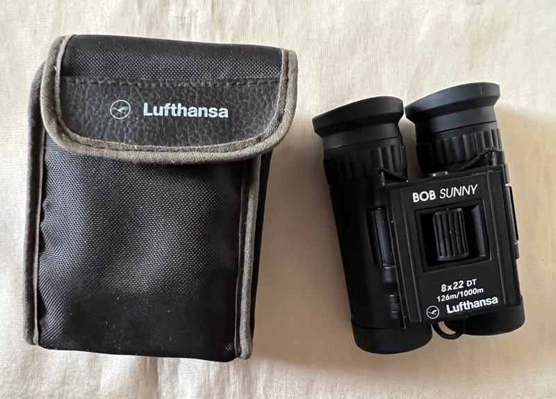LUFTHANSA 8 x 22 DT 126m/1000m Binoculars by Bob Sunny w/ Original Case Carousel 1