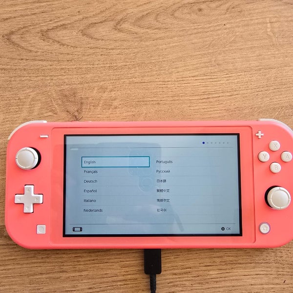 Nintendo Switch Lite - Coral Pink - Boxed Carousel 6