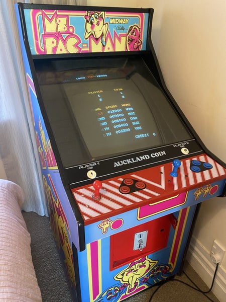Ms Pac-Man 1980s complete arcade machine Carousel 2