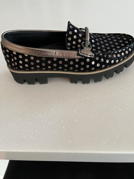 Women’s shoes Carousel 4