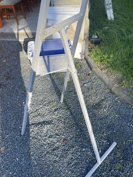 Easel for office Carousel 4