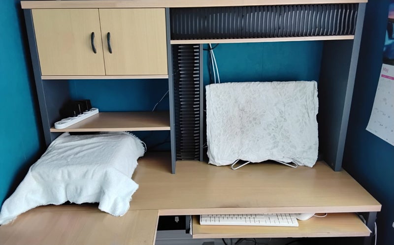 Corner computer desk with cupboard Carousel 1