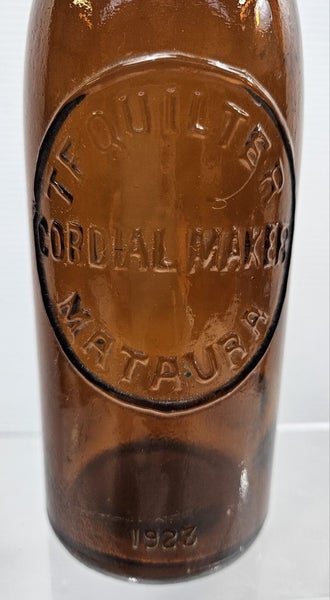 T.F. Quilter Mataura 12oz crown top beer bottle Carousel 2