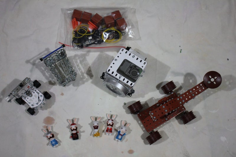 4 x Rabbids Meccano Sets Carousel 1
