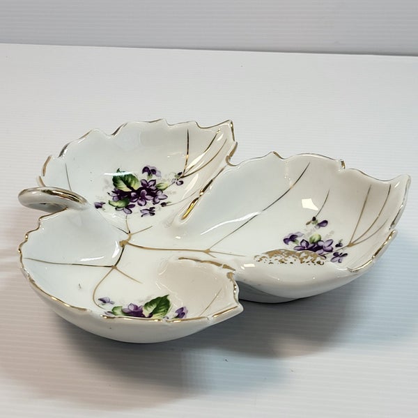 Vintage Napco Japan Leaf Shape floral Dish Gold Rim62941446473985111