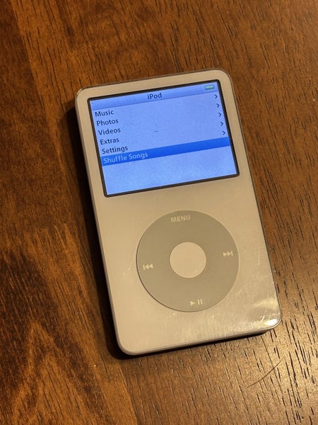 iPod 30GB 5th Gen Carousel 3