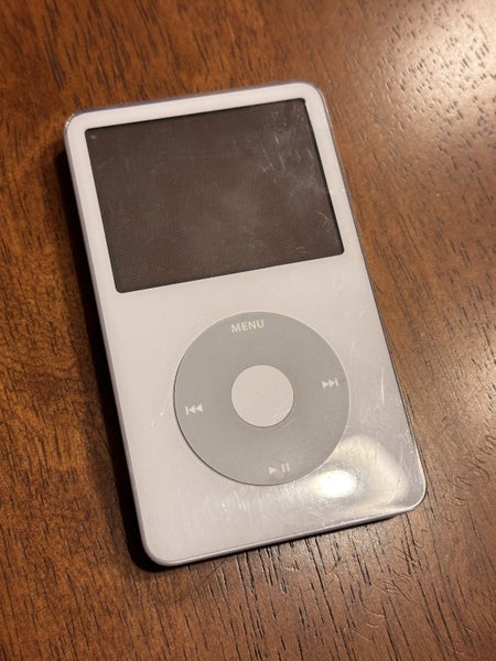 iPod 30GB 5th Gen Carousel 1