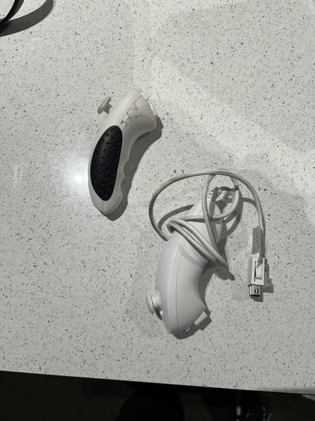 Nintendo Wii Console original - no controllers Carousel 2