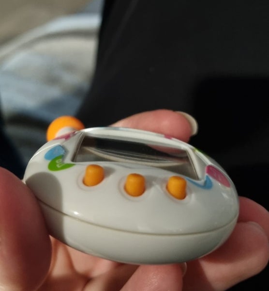 Tamagotchi Carousel 6