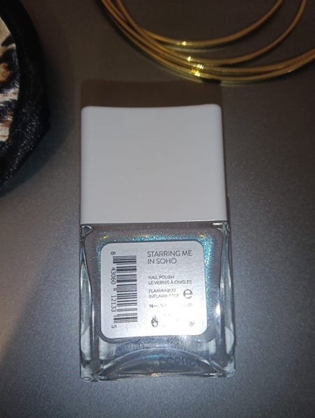 Makeup & beauty bulk Carousel 6
