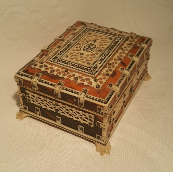 __ Rare Antique Tortoise Shell & Bone Jewel Box __ Carousel 13