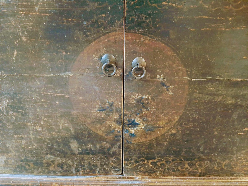 Cabinet Carousel 2