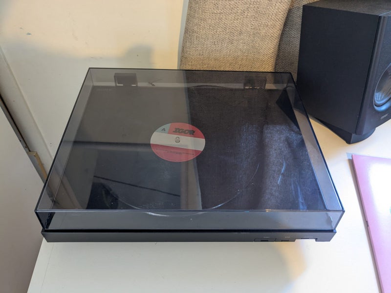 Sony PS-LX310BT Automatic Vinyl Turntable with Bluetooth Carousel 1