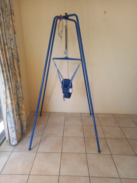 Jolly jumper, Stand and plastic swing Carousel 2