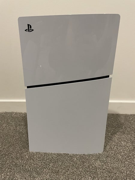 PS5 Digital Edition 1TB Carousel 2